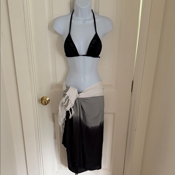 IG sport Dresses & Skirts - Beach Sarong Wrap